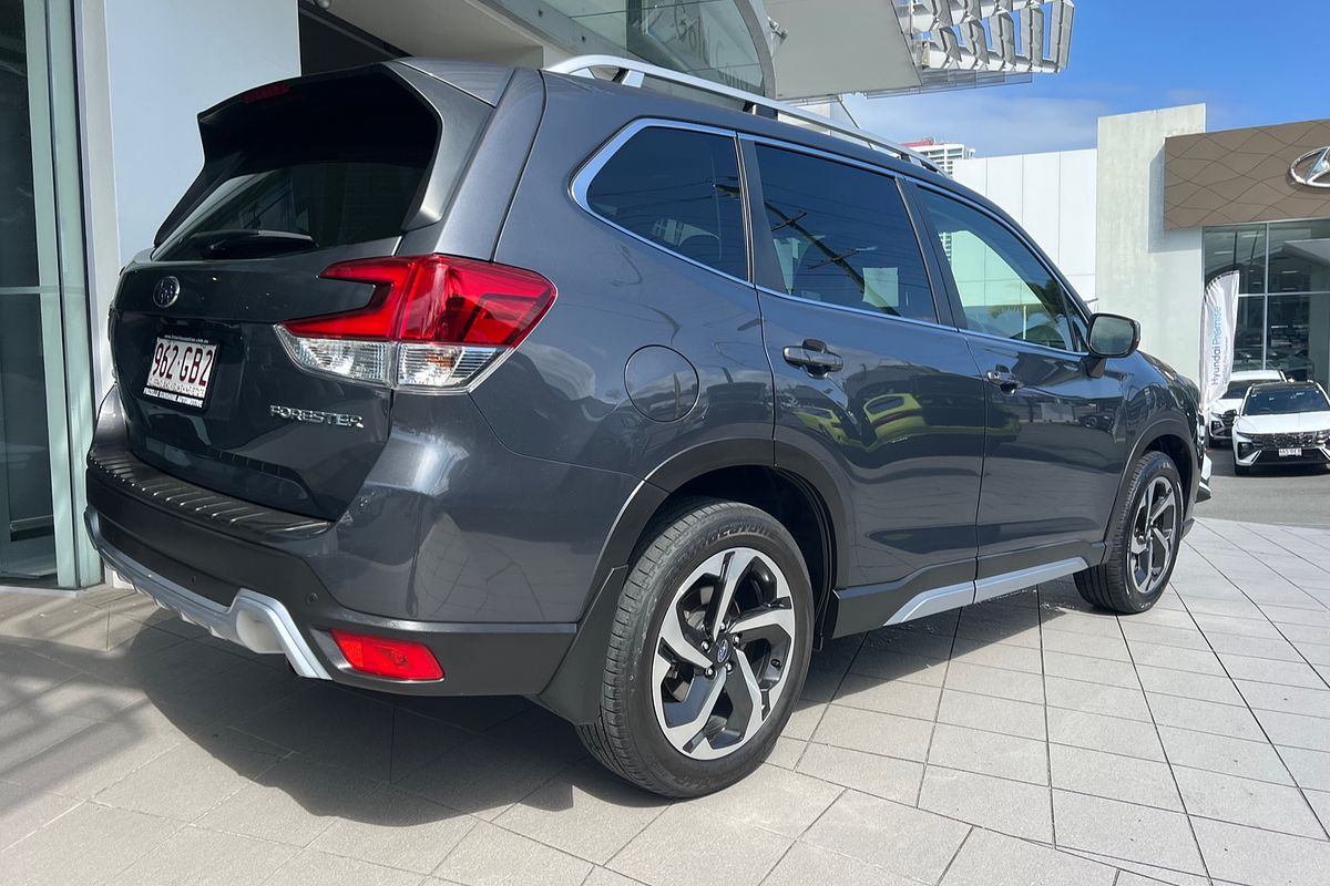 2022 Subaru Forester 2.5i-S S5