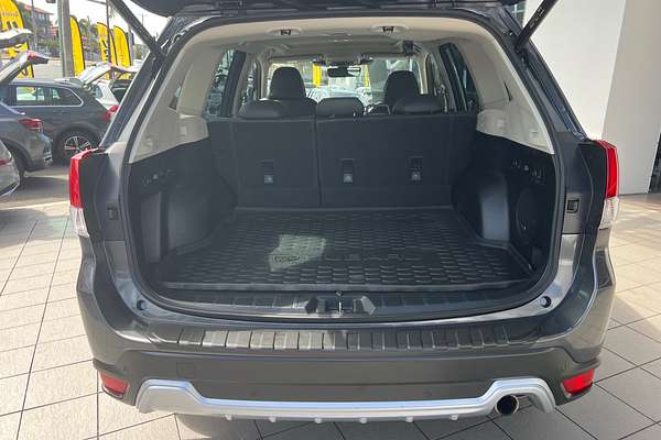 2022 Subaru Forester 2.5i-S S5
