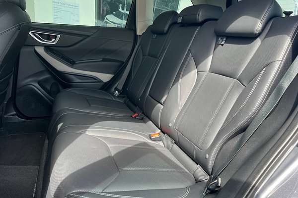 2022 Subaru Forester 2.5i-S S5