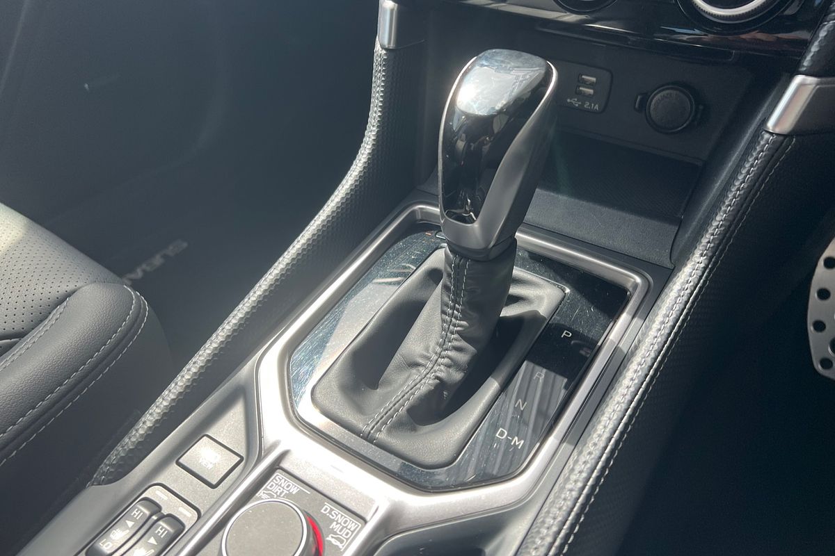 2022 Subaru Forester 2.5i-S S5