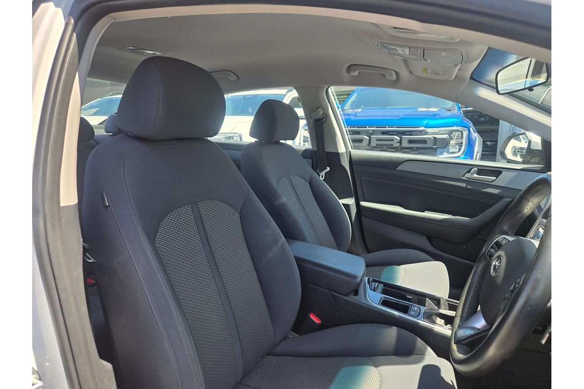 2018 Hyundai Sonata Active LF4