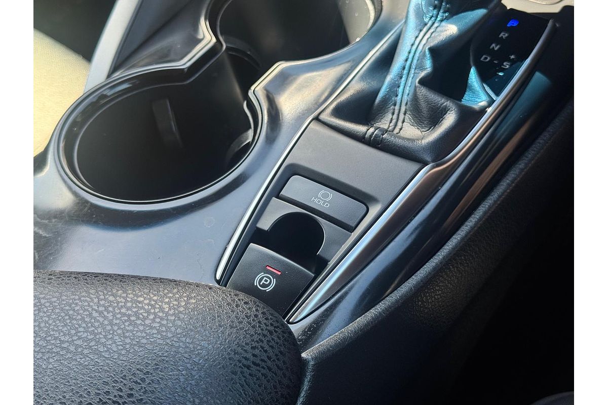 2019 Toyota Camry Ascent ASV70R