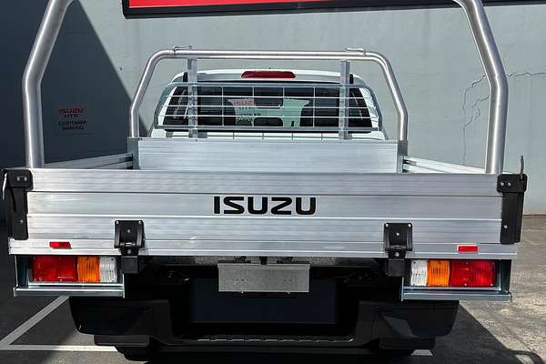 2025 Isuzu D-MAX SX High Ride Rear Wheel Drive