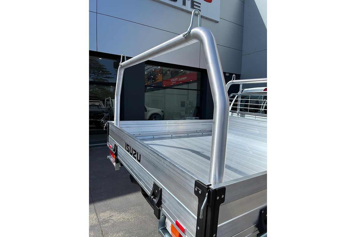 2025 Isuzu D-MAX SX High Ride Rear Wheel Drive