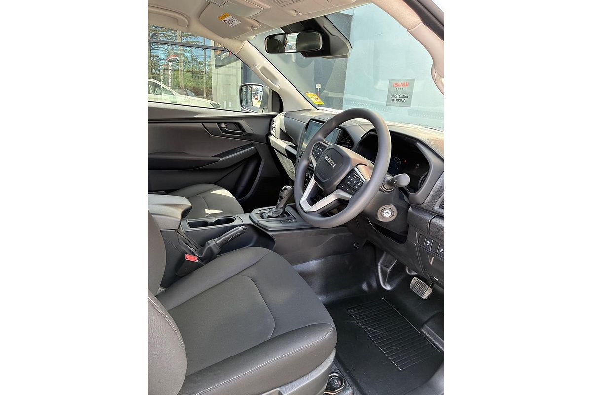 2025 Isuzu D-MAX SX High Ride Rear Wheel Drive