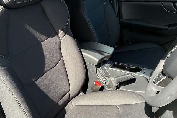 2025 Isuzu D-MAX SX High Ride Rear Wheel Drive