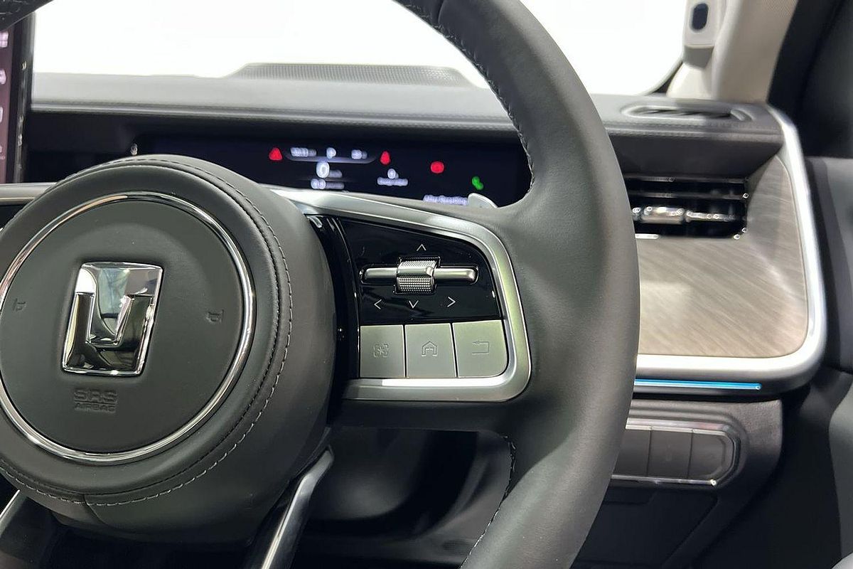 2025 GWM Tank 500 Ultra Hi4-T PHEV P03