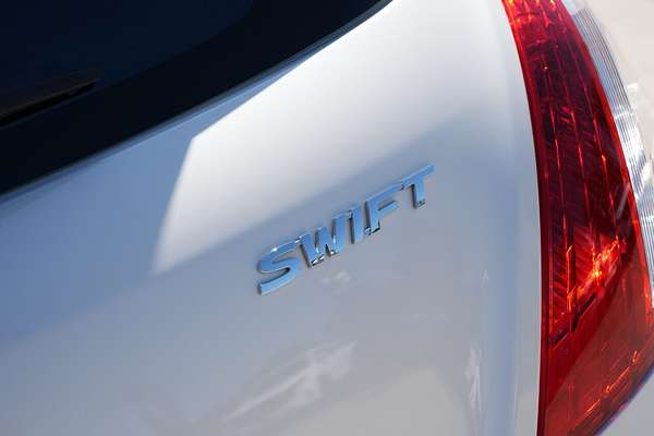 2016 Suzuki Swift GL FZ