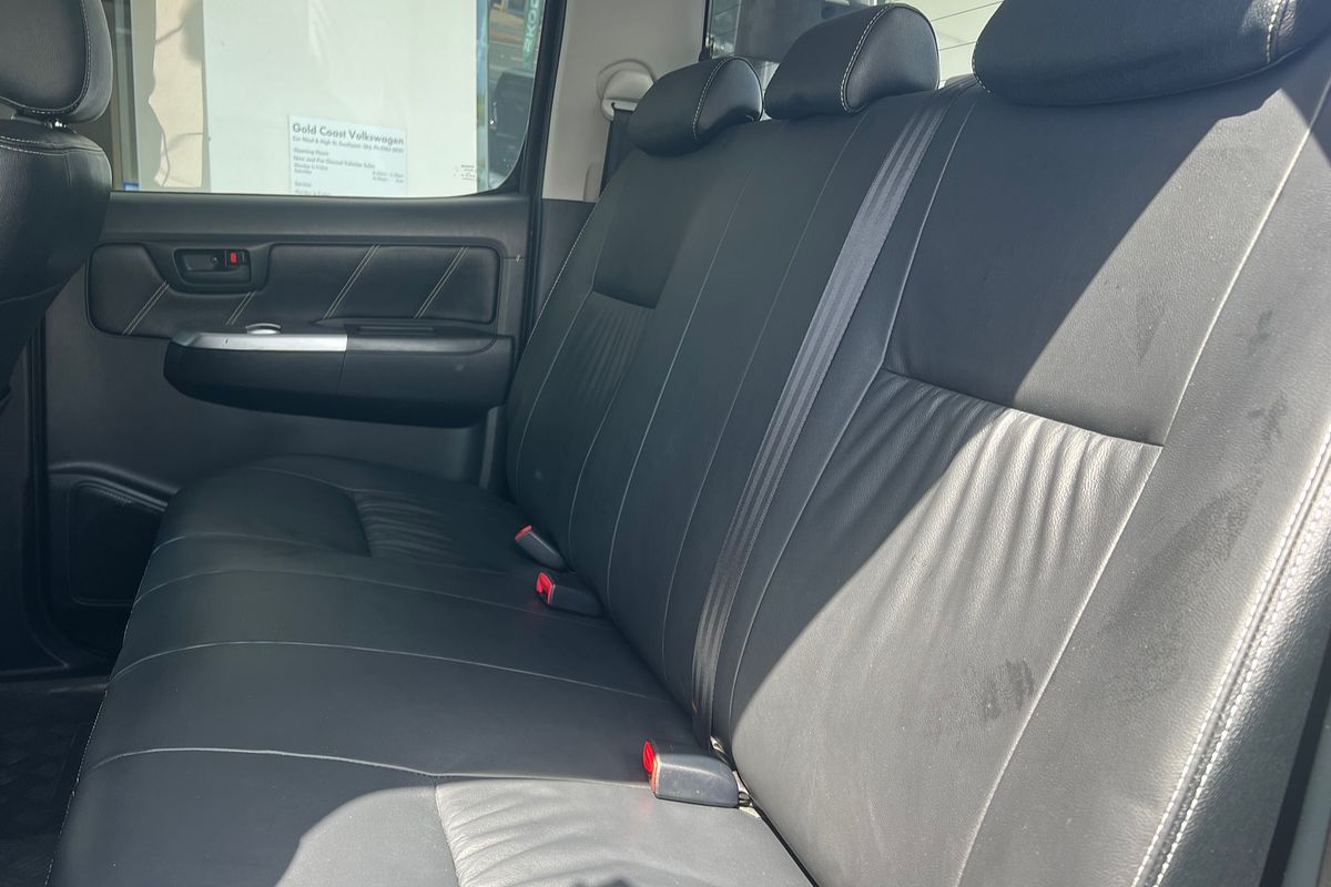 2013 Toyota Hilux SR5 KUN26R 4X4