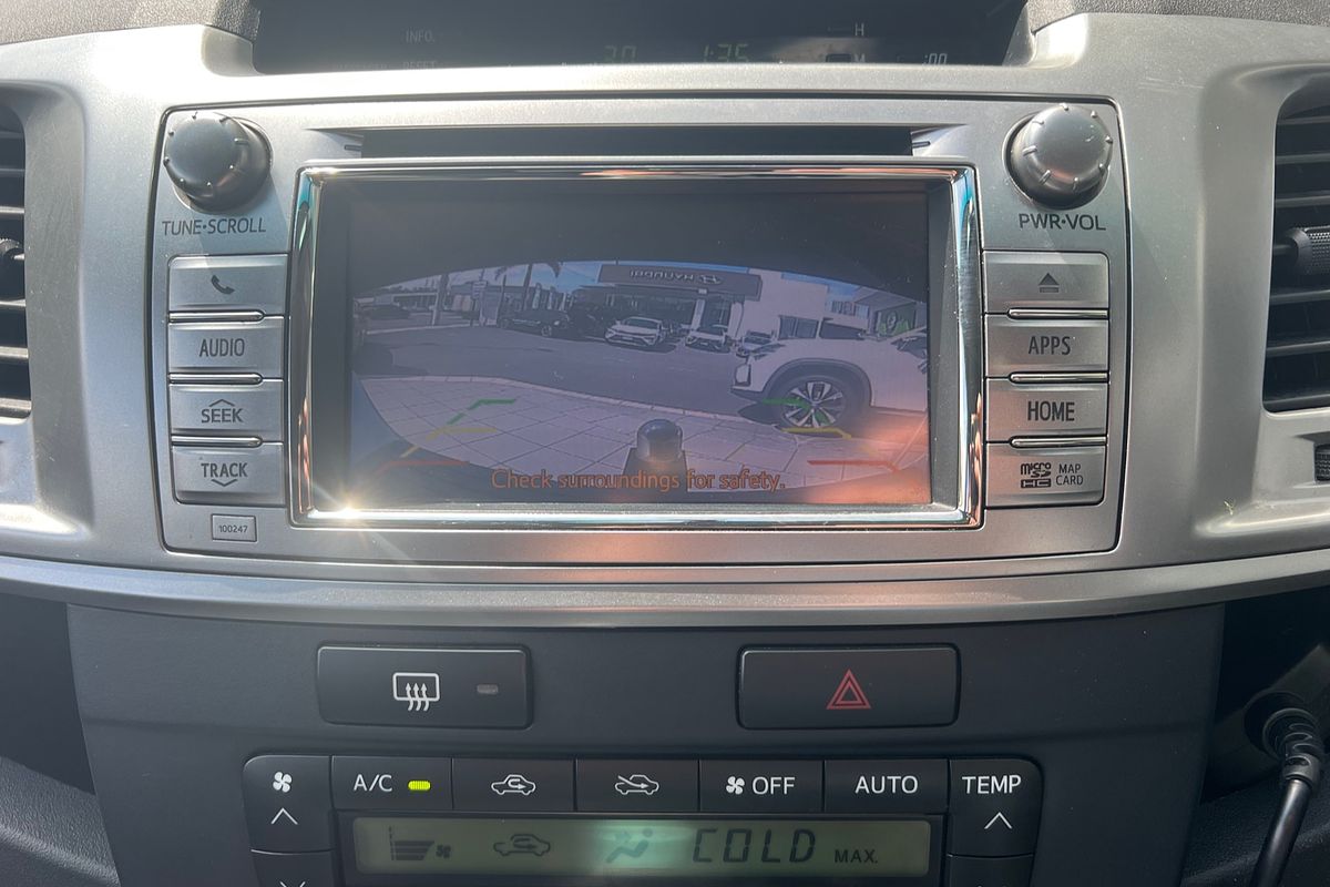 2013 Toyota Hilux SR5 KUN26R 4X4