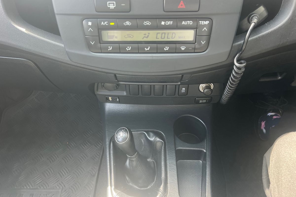 2013 Toyota Hilux SR5 KUN26R 4X4