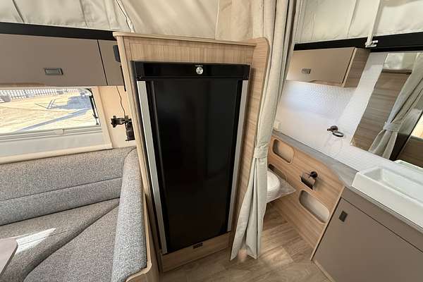 2025 Jayco DISCOVERY POPTOP 16.67-5.OB.DY-MY25