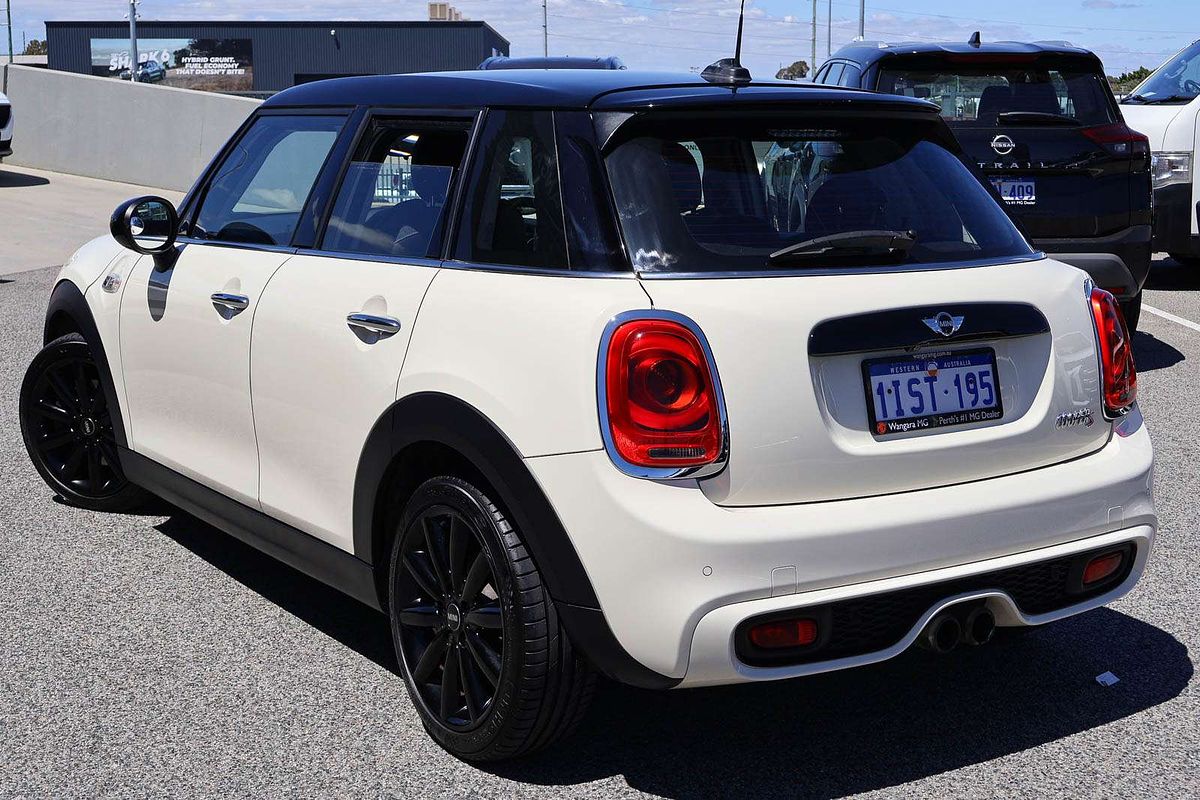 2017 MINI Hatch Cooper S F55