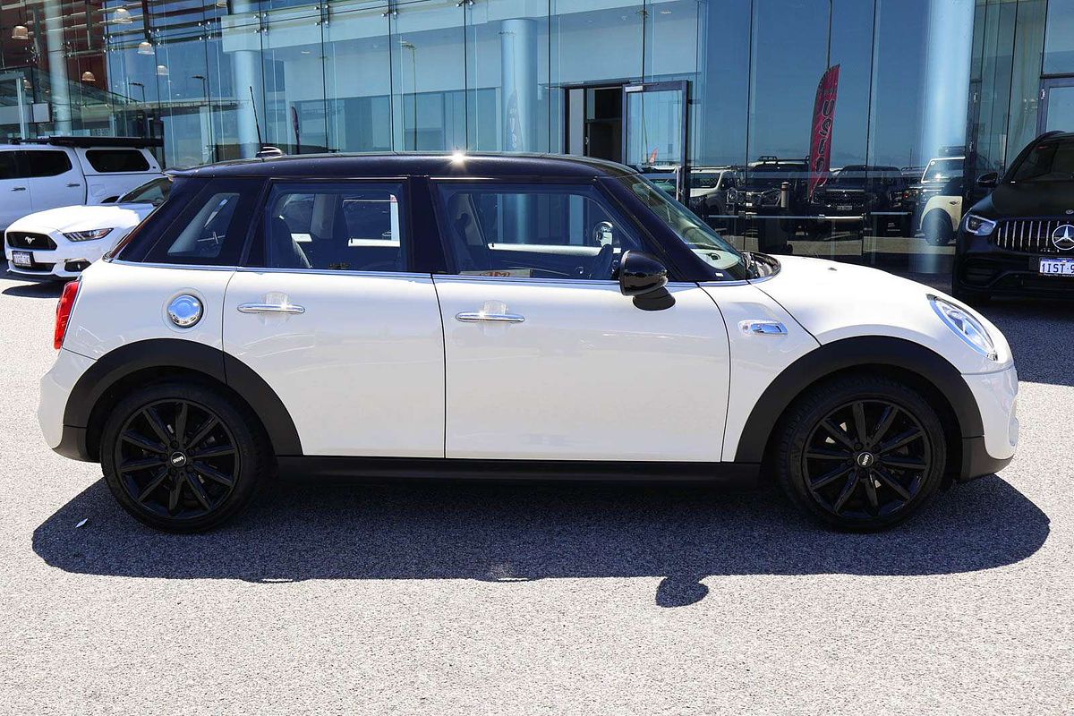 2017 MINI Hatch Cooper S F55