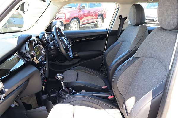 2017 MINI Hatch Cooper S F55