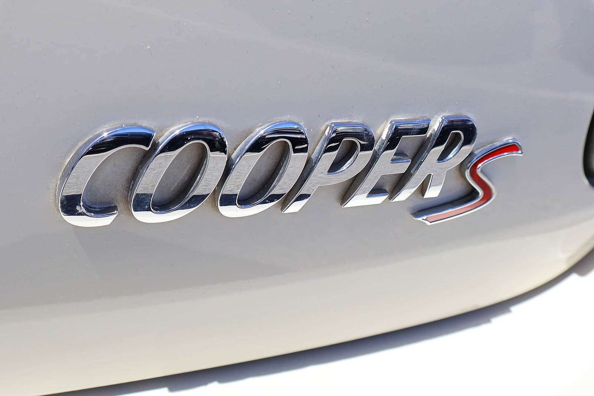 2017 MINI Hatch Cooper S F55