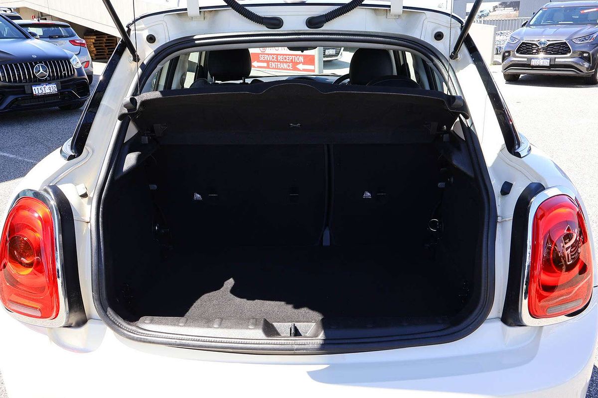 2017 MINI Hatch Cooper S F55