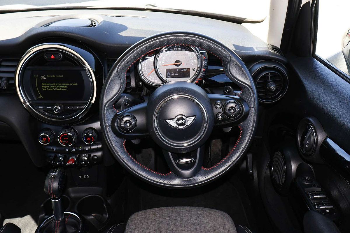 2017 MINI Hatch Cooper S F55