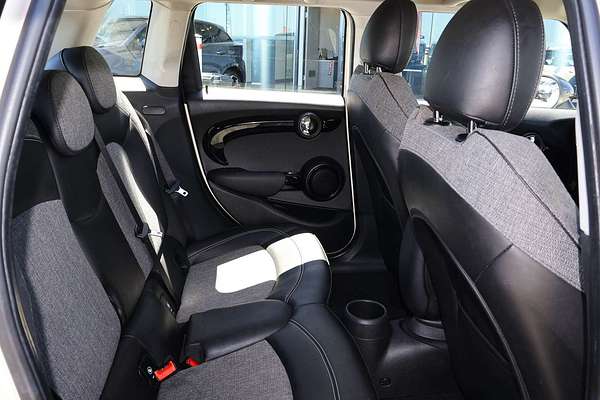 2017 MINI Hatch Cooper S F55