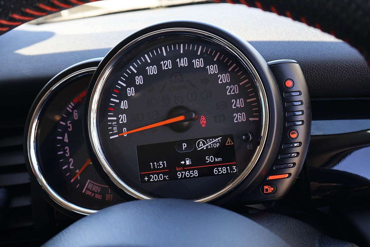 2017 MINI Hatch Cooper S F55