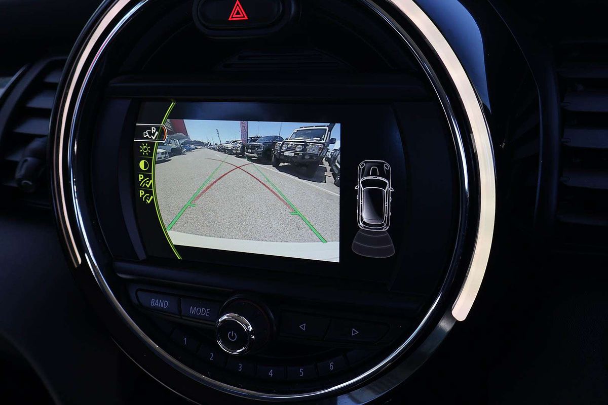 2017 MINI Hatch Cooper S F55