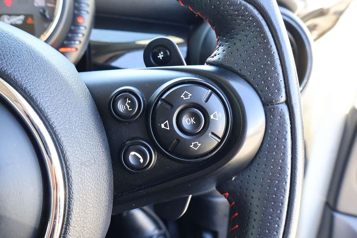 2017 MINI Hatch Cooper S F55