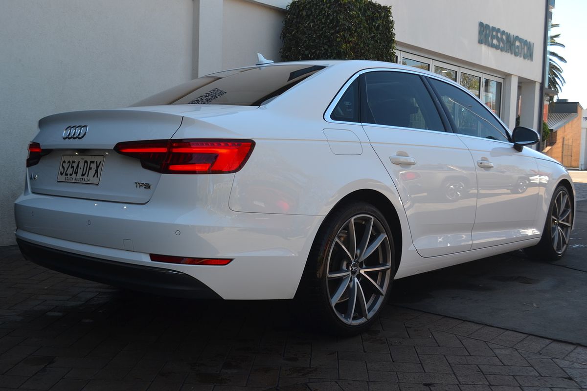 2017 Audi A4 sport B9