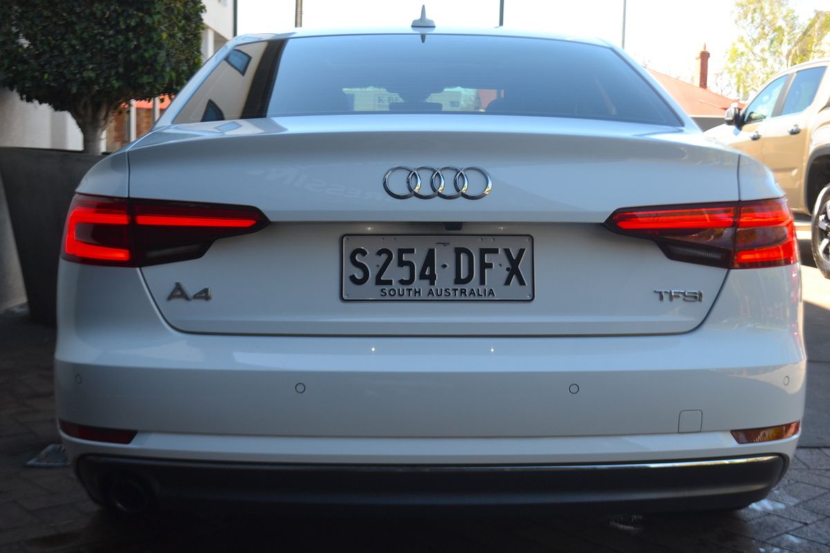 2017 Audi A4 sport B9