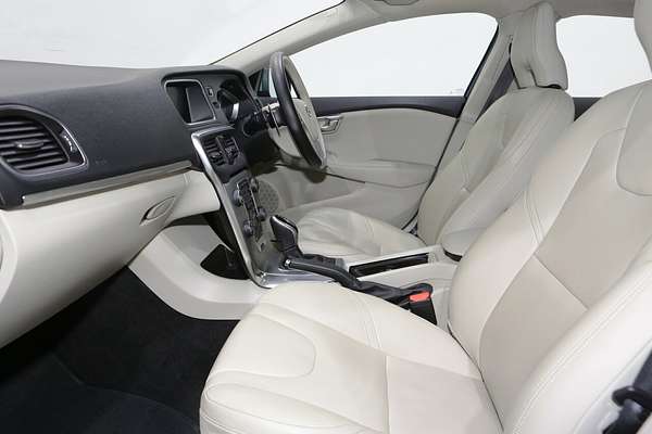 2017 Volvo V40 D4 Inscription