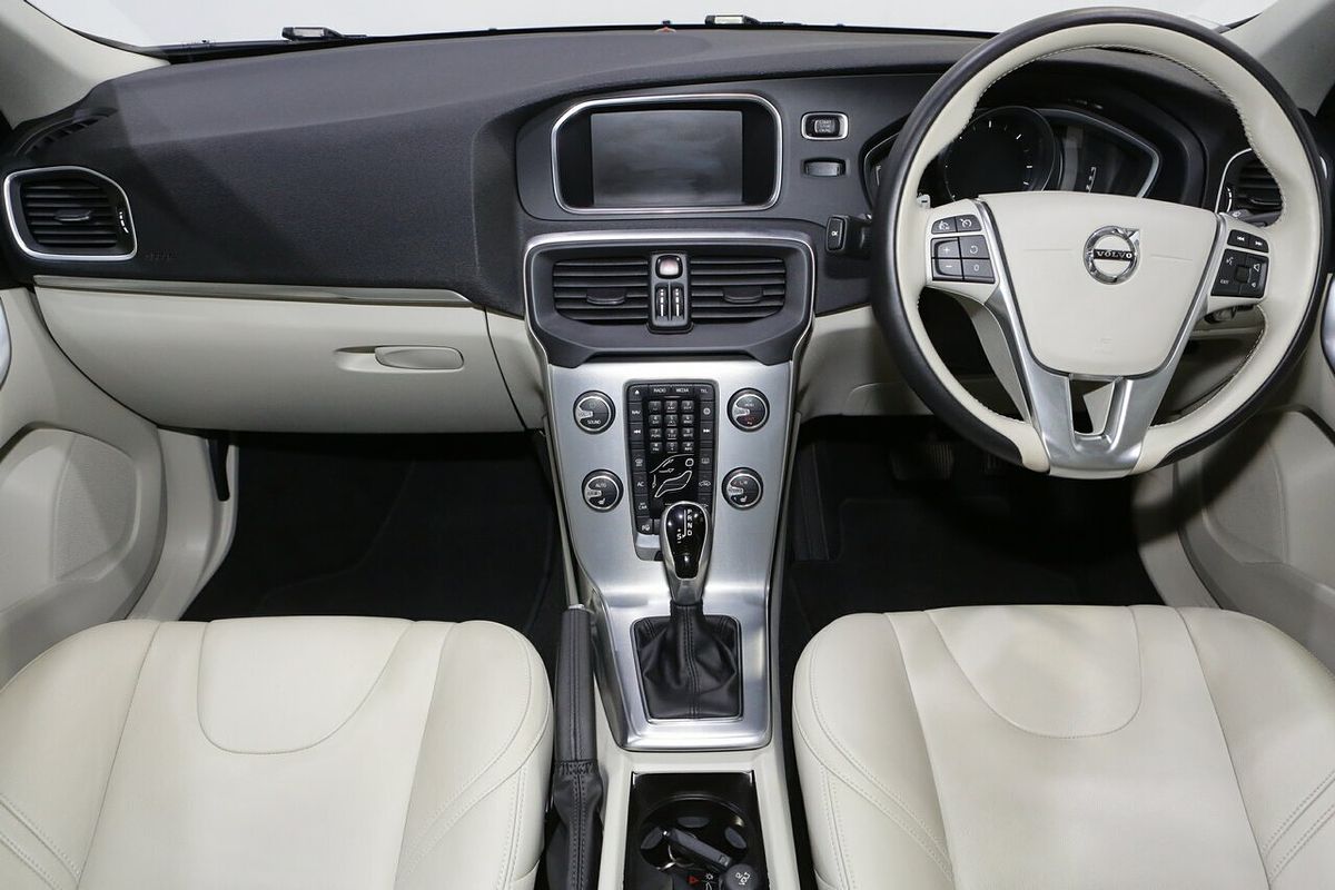 2017 Volvo V40 D4 Inscription