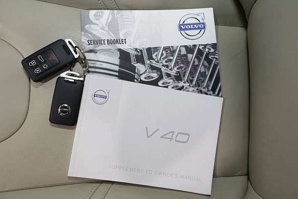 2017 Volvo V40 D4 Inscription
