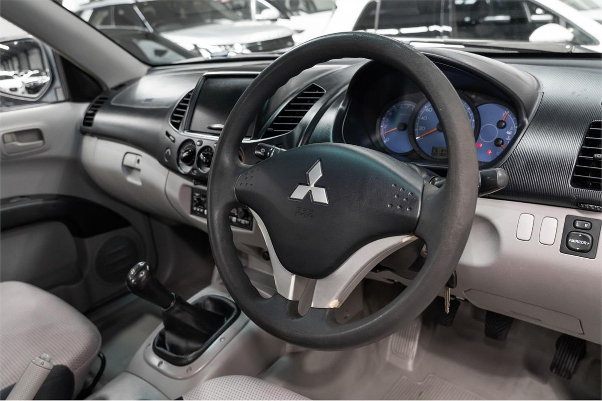 2007 Mitsubishi Triton GLX ML Rear Wheel Drive