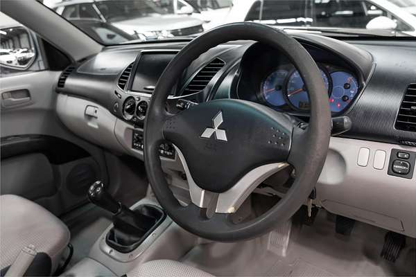 2007 Mitsubishi Triton GLX ML Rear Wheel Drive