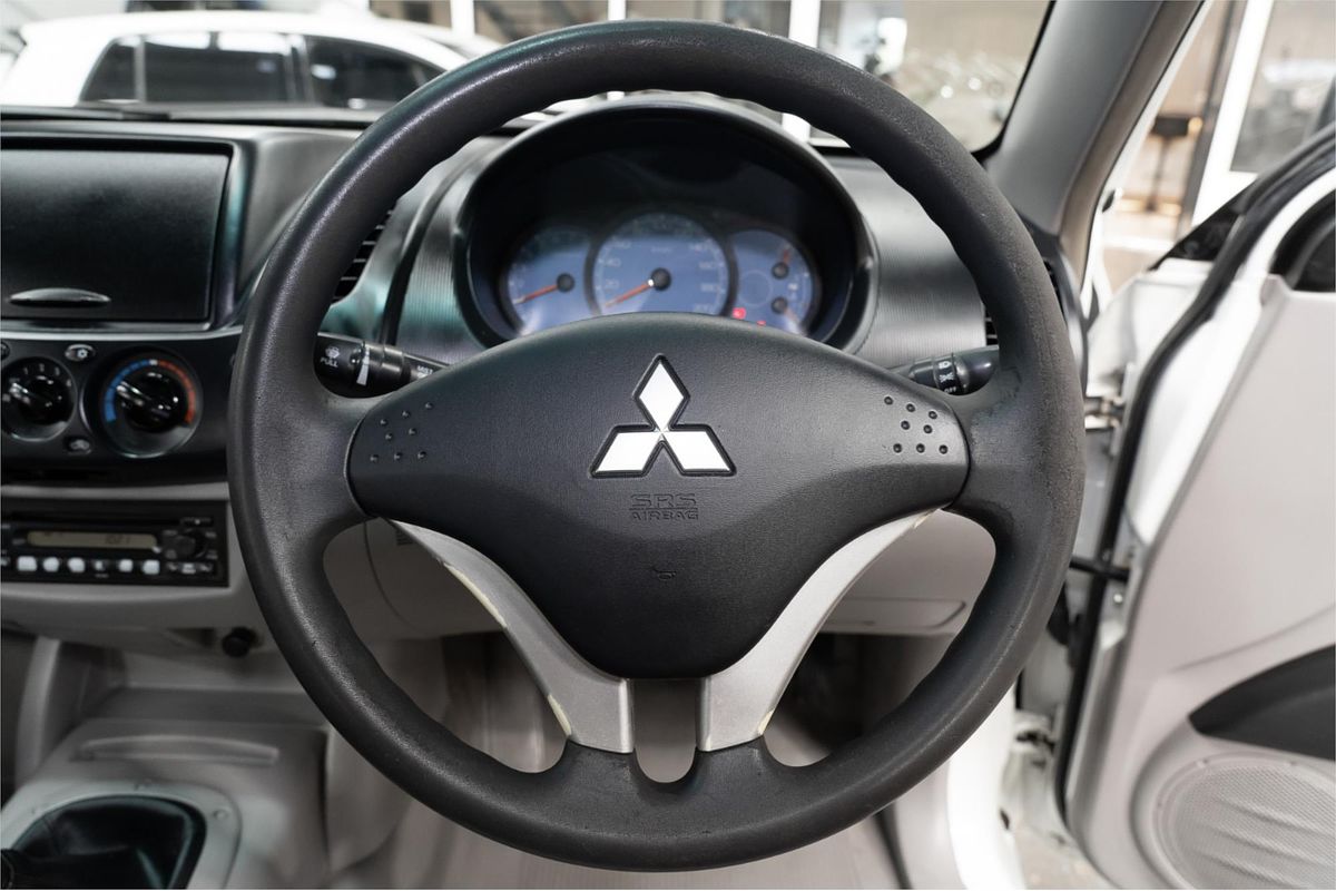 2007 Mitsubishi Triton GLX ML Rear Wheel Drive