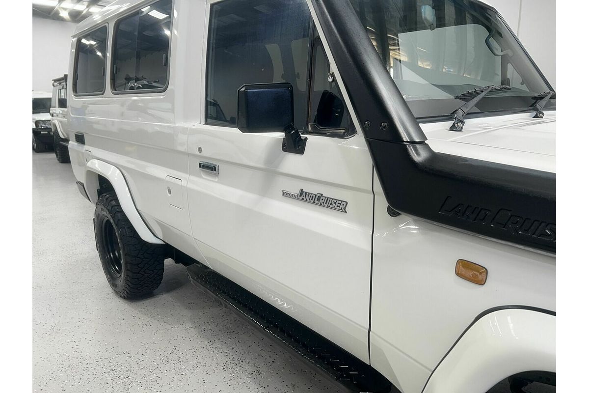 2013 Toyota Landcruiser Workmate Troopcarrier VDJ78R