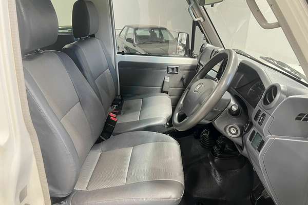 2013 Toyota Landcruiser Workmate Troopcarrier VDJ78R
