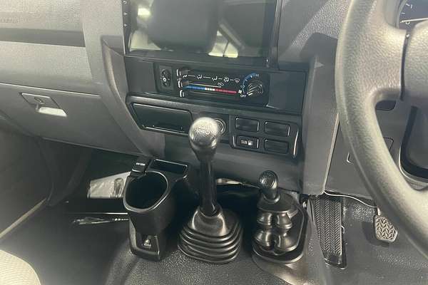 2013 Toyota Landcruiser Workmate Troopcarrier VDJ78R