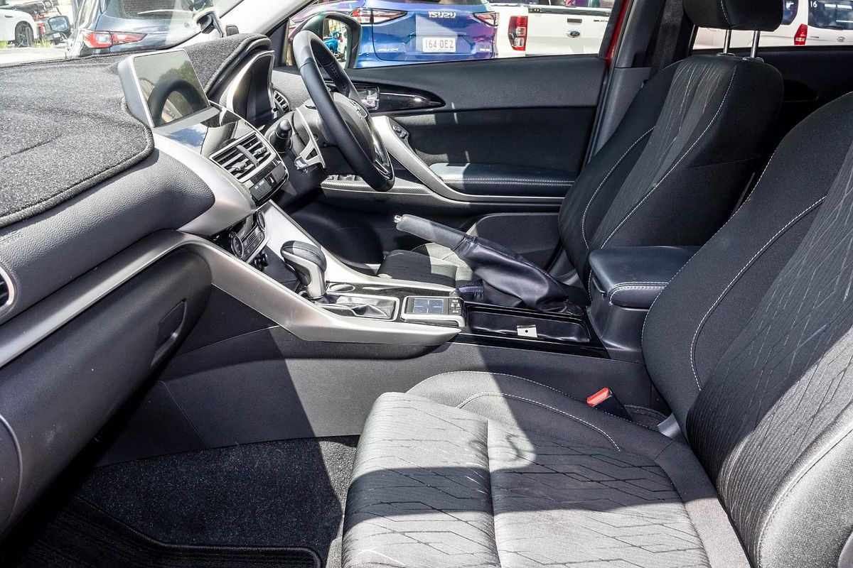 2019 Mitsubishi Eclipse Cross Black Edition YA