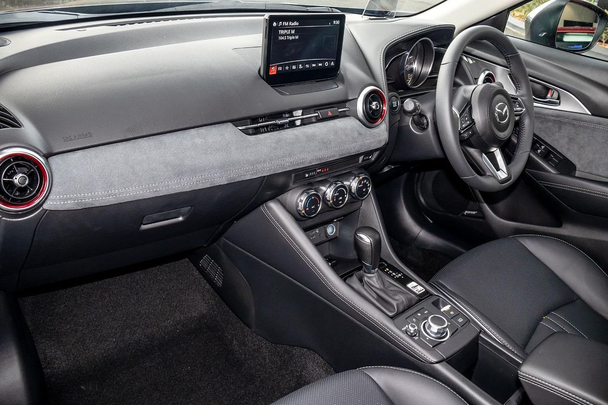 2025 Mazda CX-3 G20 Akari DK