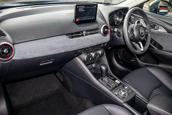 2025 Mazda CX-3 G20 Akari DK