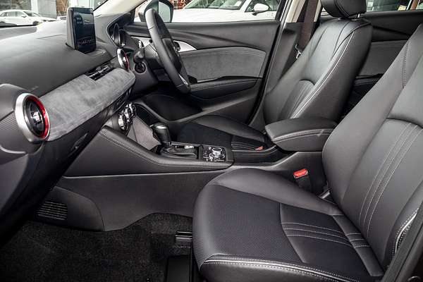 2025 Mazda CX-3 G20 Akari DK