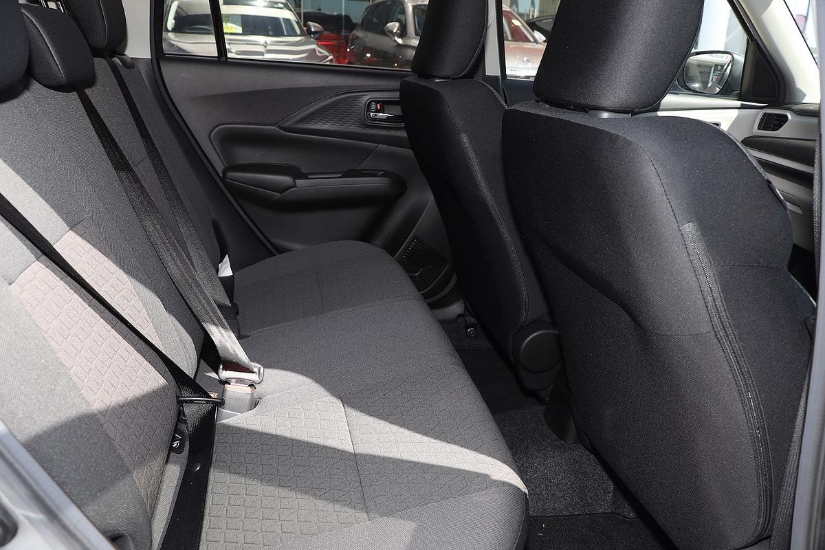 2025 Suzuki Swift Hybrid UZ