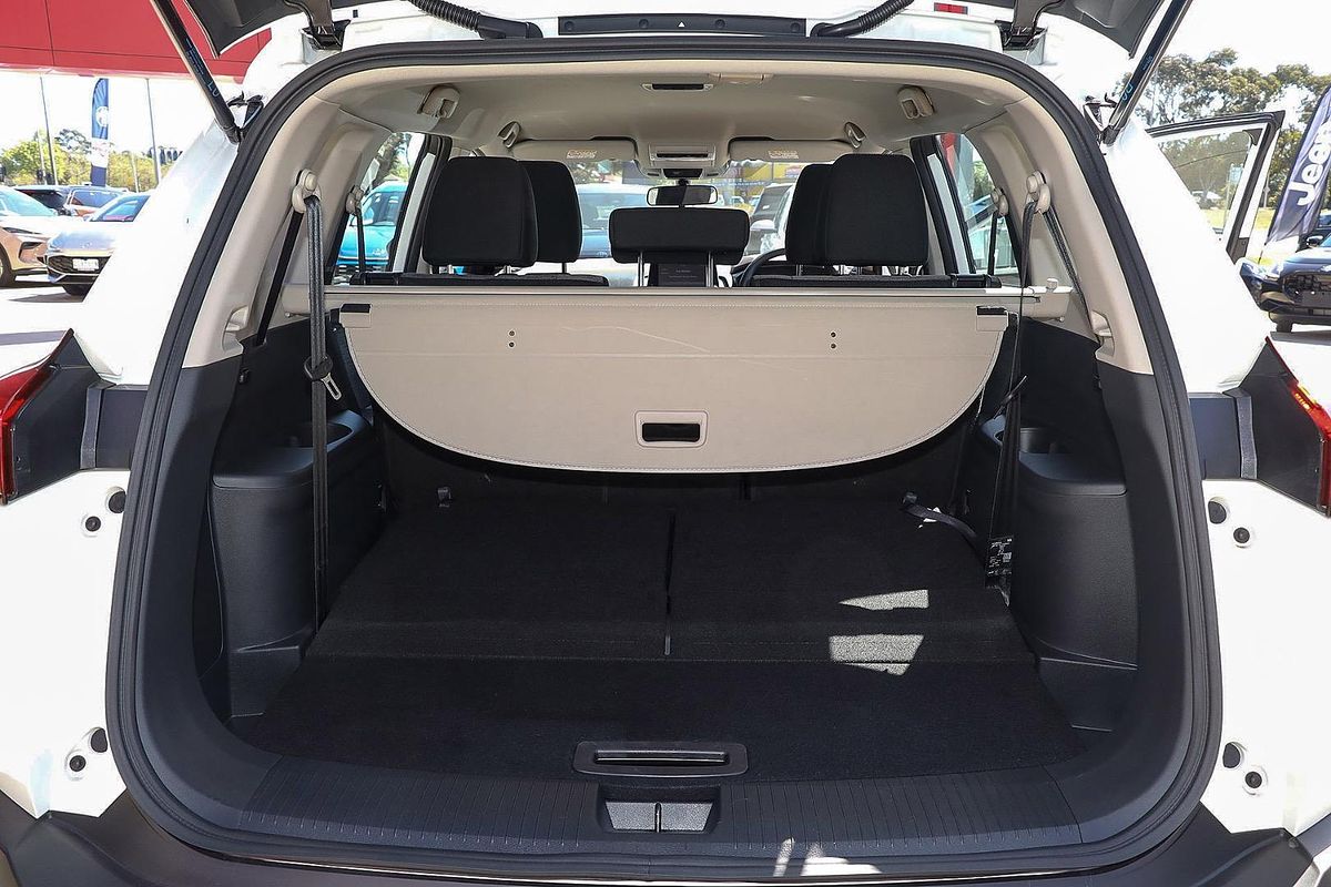 2025 Nissan X-TRAIL ST T33