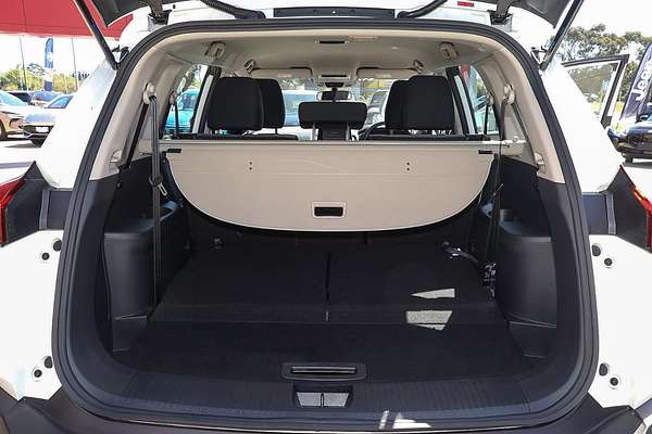 2025 Nissan X-TRAIL ST T33