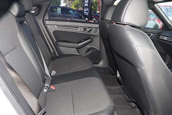 2024 Honda Civic e:HEV L 11th Gen