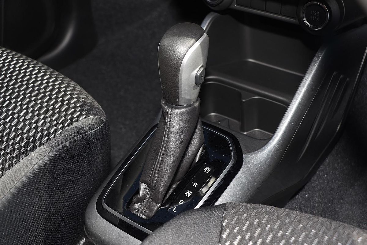 2024 Suzuki Ignis GLX MF Series II