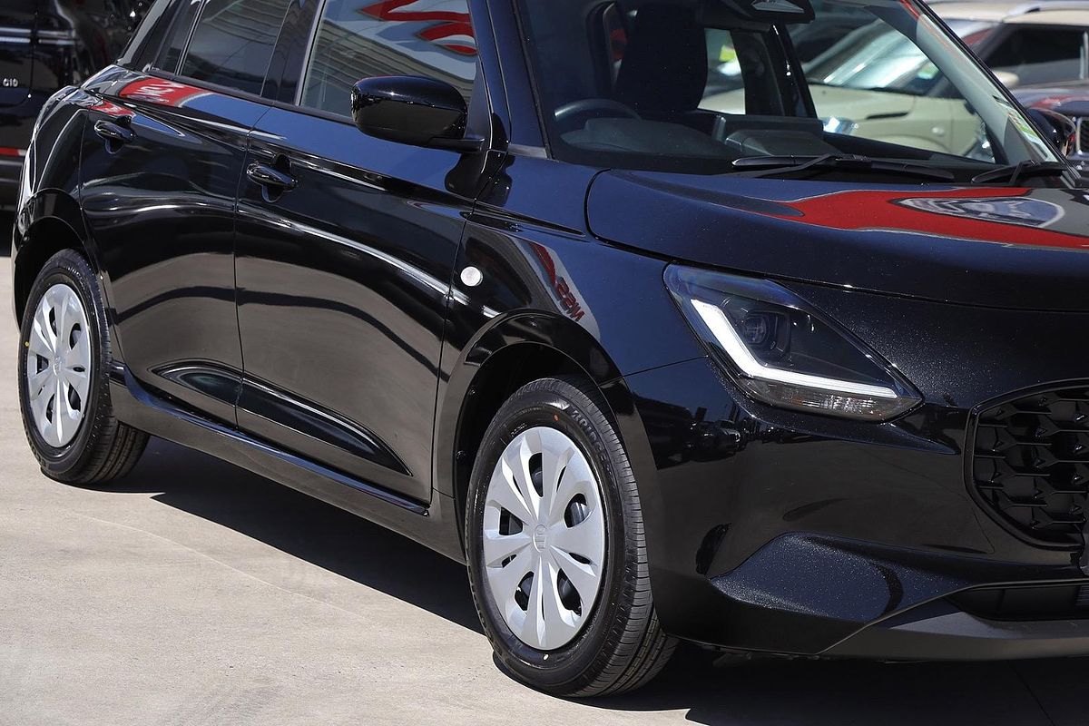 2025 Suzuki Swift Hybrid UZ