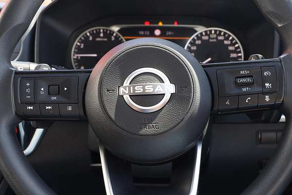 2025 Nissan X-TRAIL ST T33