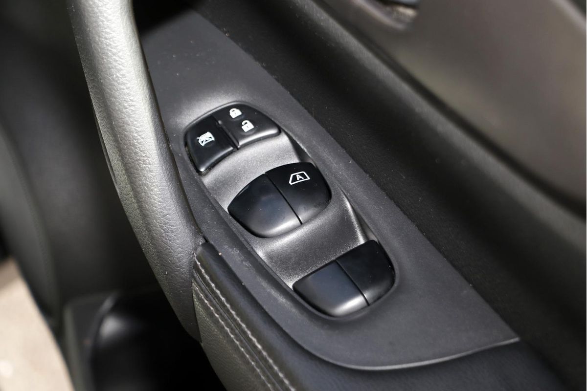 2016 Nissan X-TRAIL ST T32