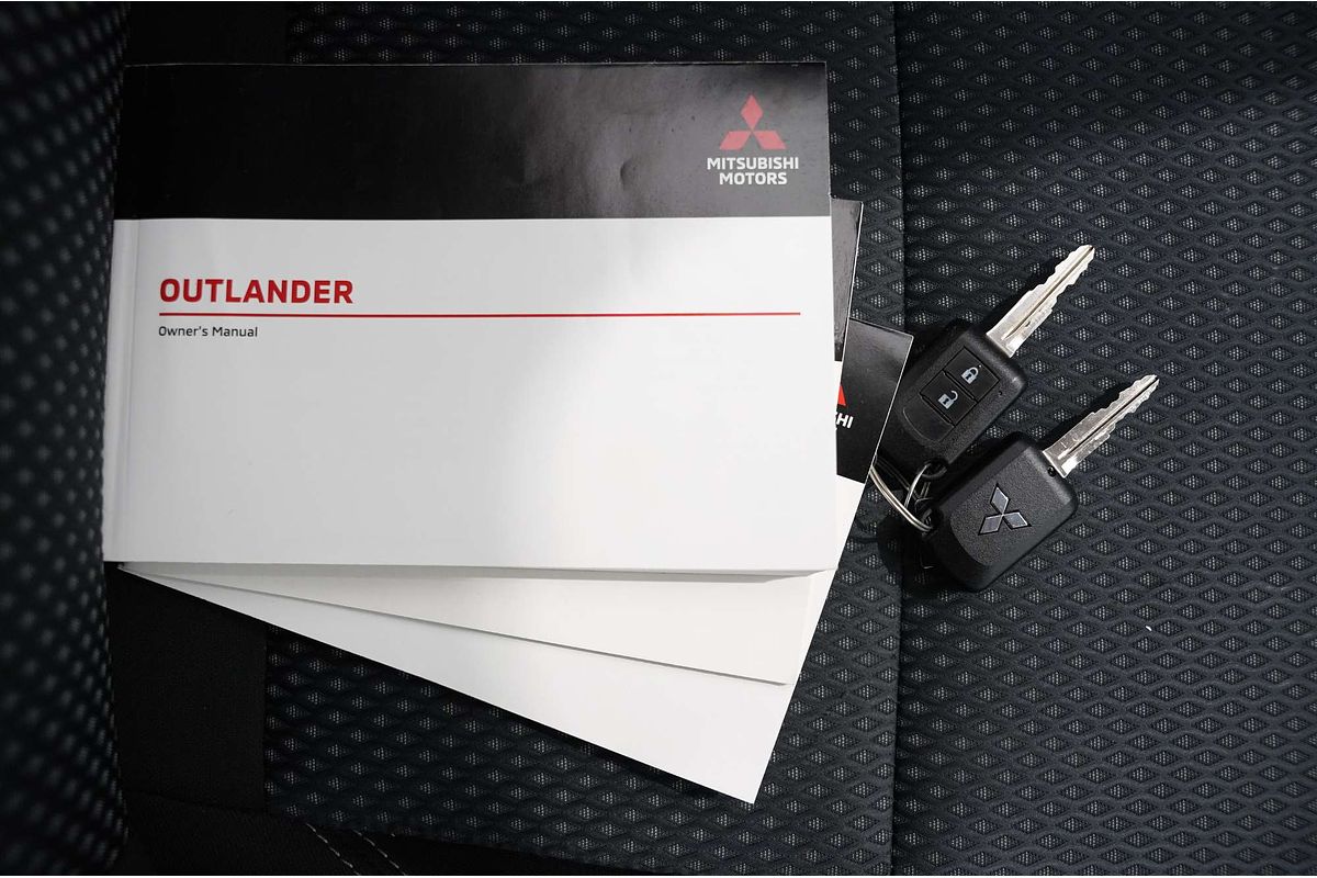 2019 Mitsubishi Outlander ES ADAS ZL